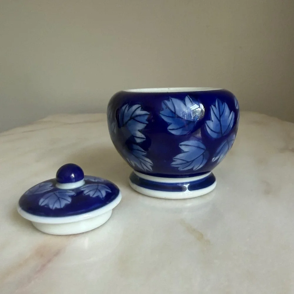 DesignPac Cobalt Blue Ceramic Sugar Bowl with Lid Leaf Pattern Round Jar